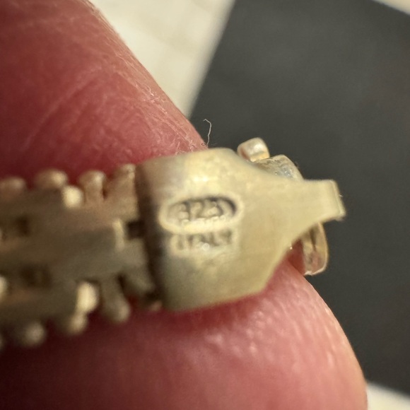 Vintage Solid Italian Sterling Silver Chevron Necklace - Picture 2 of 4